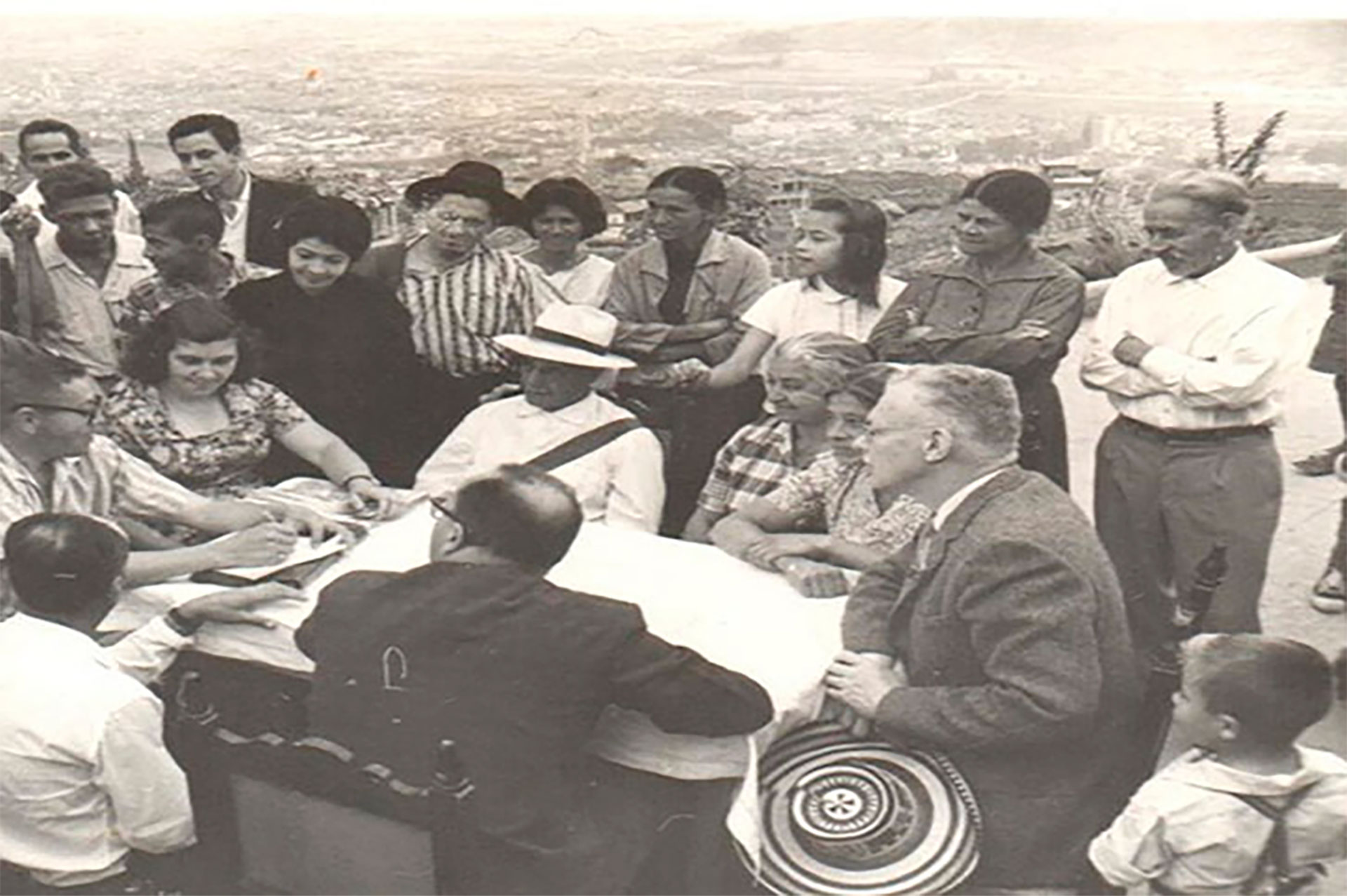 Hace 55 años nació FUTURO